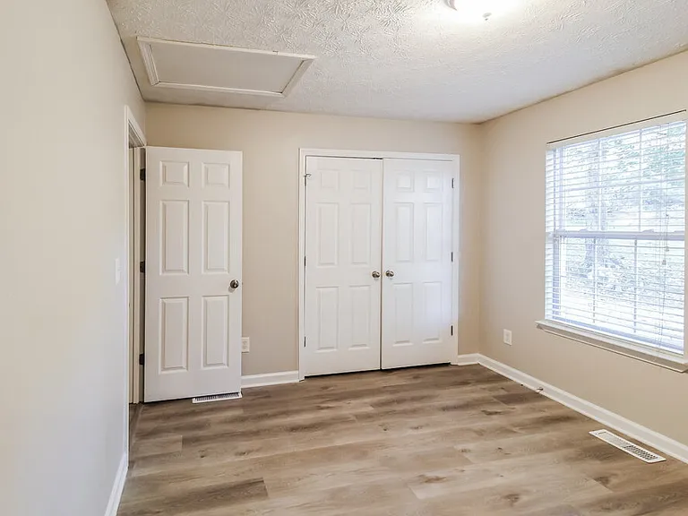 5030 Gillsville Hwy — Photo 11