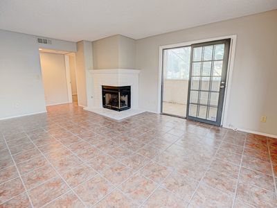 101 Luna Way APT 120, Las Vegas, NV, 89145