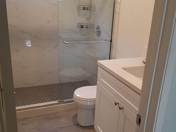 5th image of 3570 Eagle Rock Blvd #1