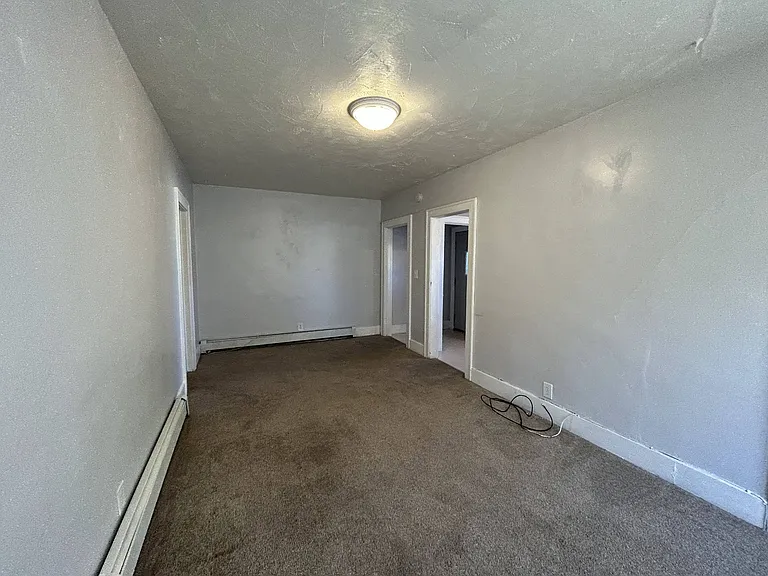 118 Pine St — Photo 6