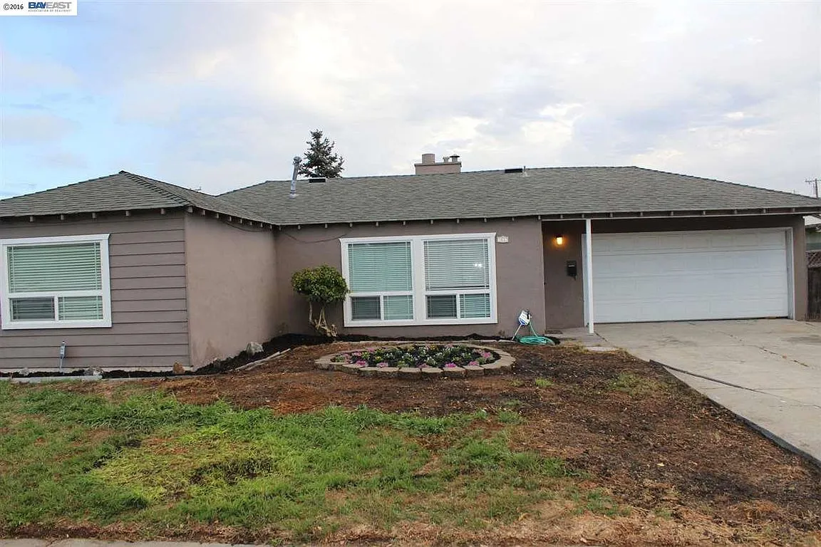 14682 Corvallis St photo 1