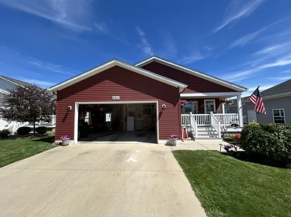 5231 Woodberry Ln #91, Holland, MI 49423