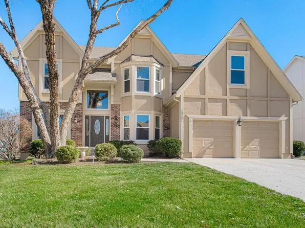 13151 Connell St, Overland Park, KS 66213
