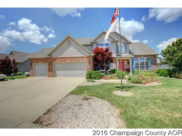 2202 E Amber Ln photo 1