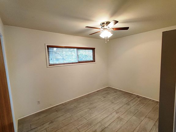 4th image of 455 Wilton Ave