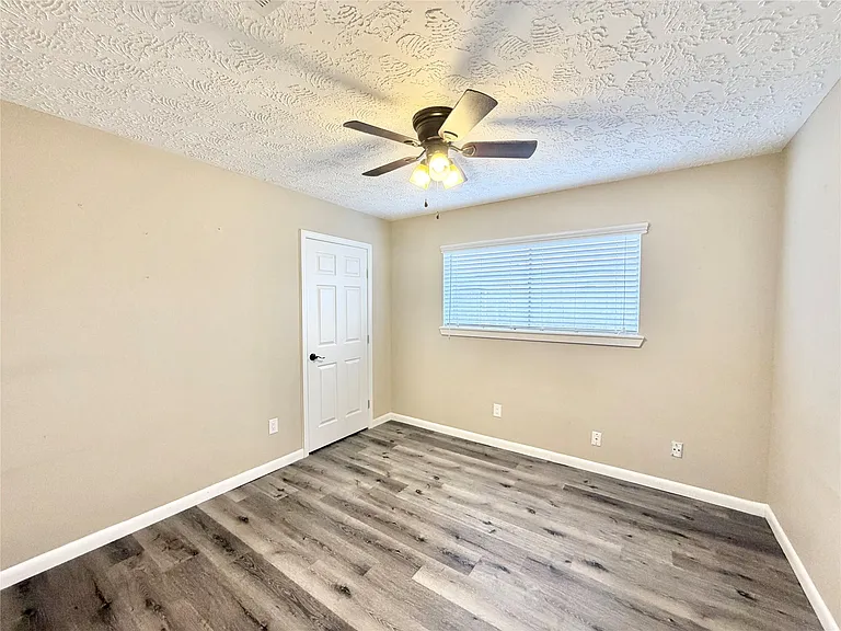 13330 Cologne Dr — Photo 12