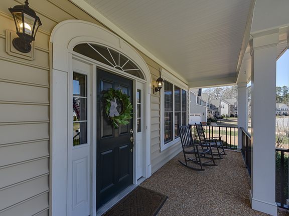 4th image of 22206 Northgate Dr