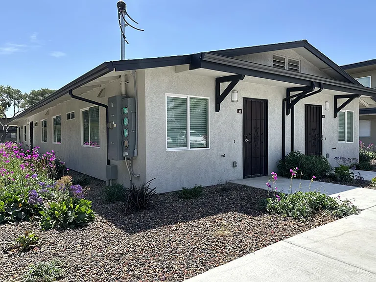 515 Camanche Lane - Summer Gardens Apartments — Photo 20