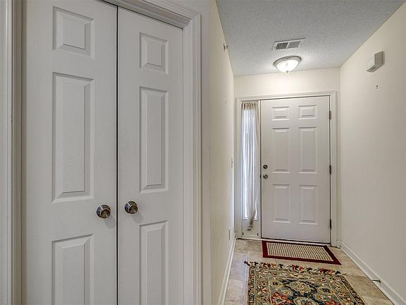 2nd image of 4925 Pond Shoals Ct Unit 202