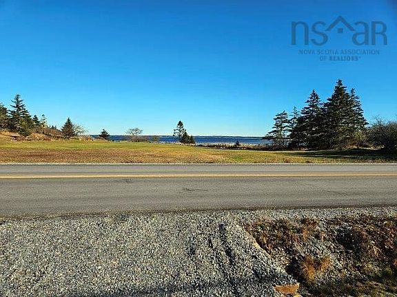 4th image of Port Latour Rd