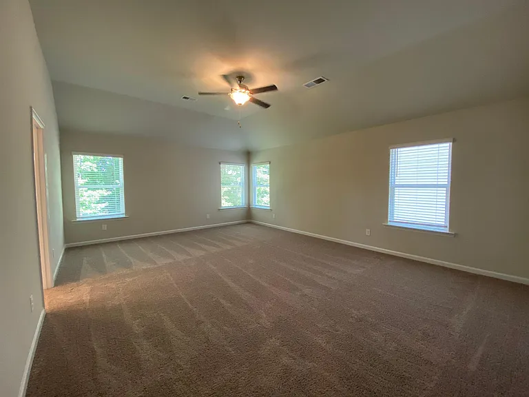 4442 Richmond Ct — Photo 15