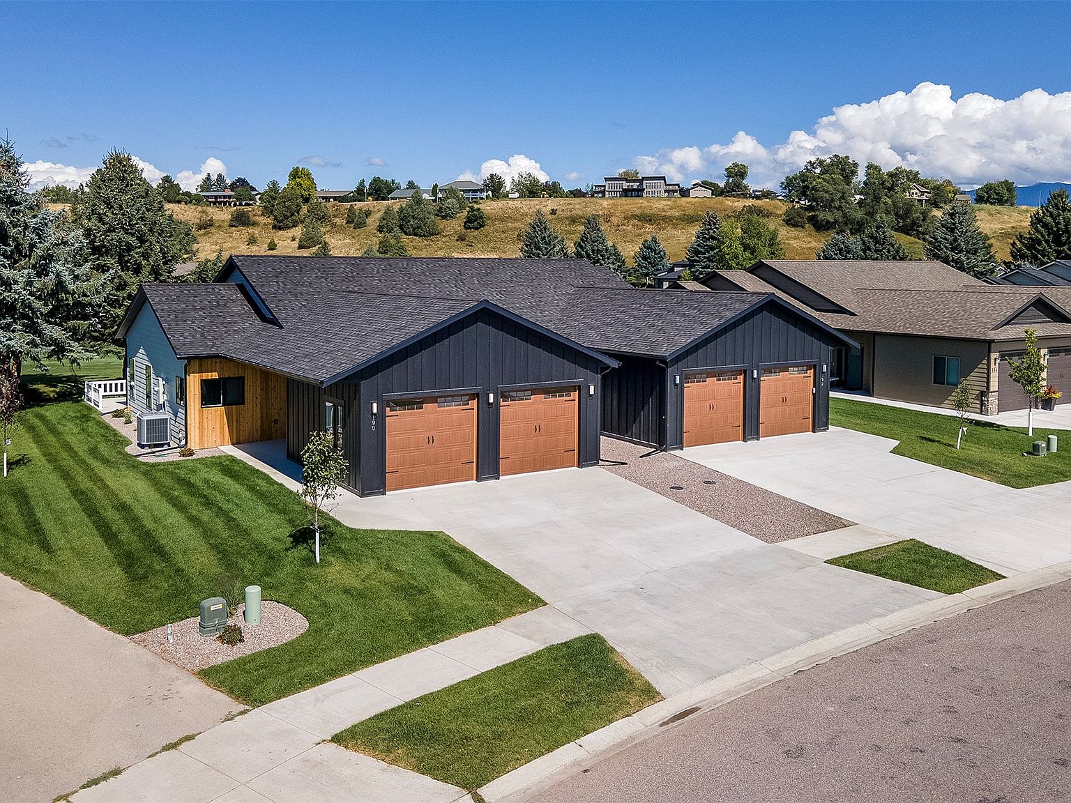 190 Palmer Dr