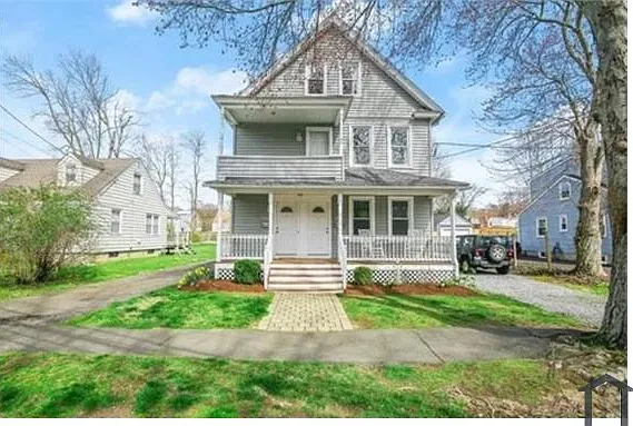 4 bed, $5,100 — Photo 2