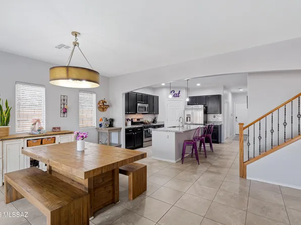 12223 E Metz Dr, Vail, AZ 85641