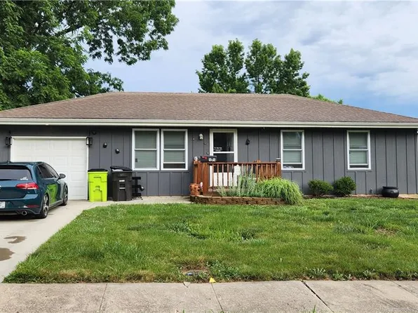 505 Pacific Dr, Belton, MO 64012