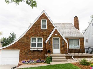 6236 S 40th St, Omaha, NE 68107