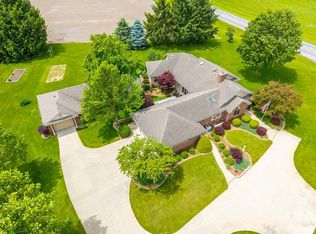 17515 Roth Rd, Spencerville, IN 46788