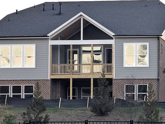 4th image of 2250 Thames Ct