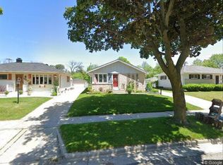 6548 S 17th St, Milwaukee, WI 53221
