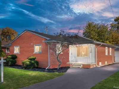 8134 Lochdale St, Dearborn Heights, MI, 48127