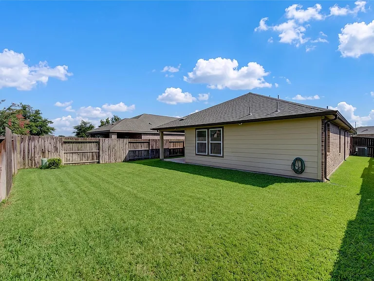 11426 Harmony Summit Trce — Photo 37
