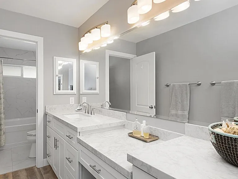 910 N Pacific St #31 — Photo 19