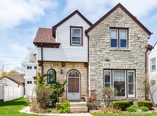 3749 N 56th St, Milwaukee, WI 53216