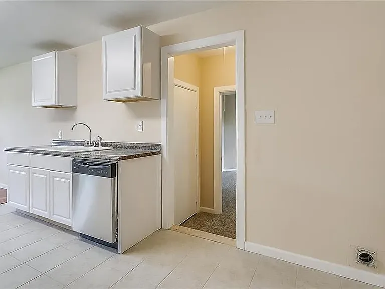 2709 New York Ave — Photo 12