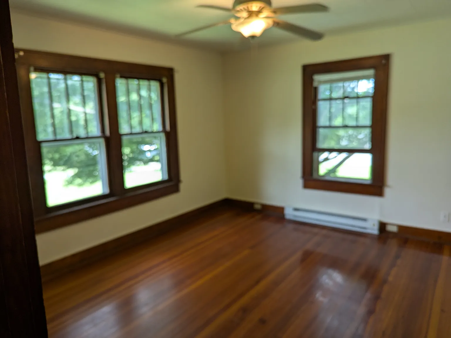2 bed, 1000 sqft, $1,600 — Photo 4
