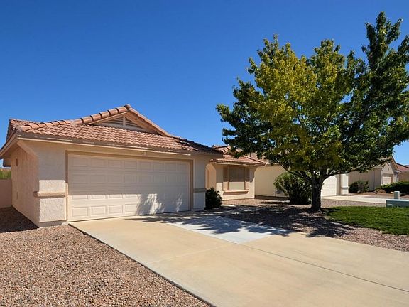 2nd image of 2359 Candlewood Dr