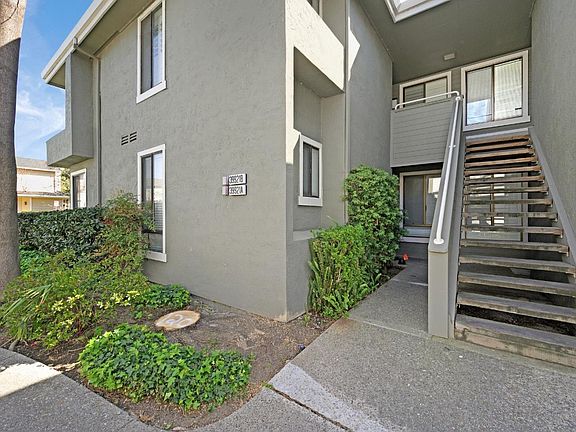 4th image of 39921 Parada St #A