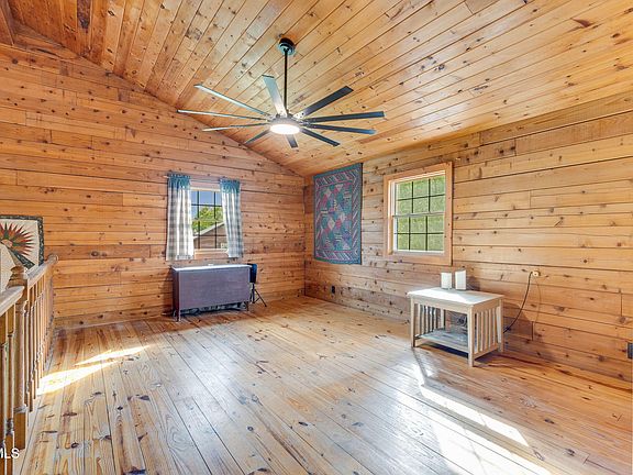 32nd image of 147 Britton Ln