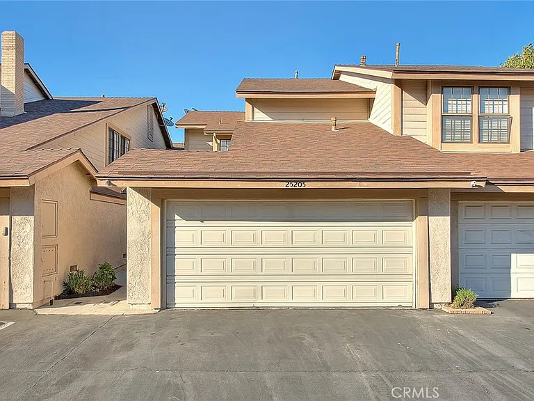 25205 Chestnutwood — Photo 1