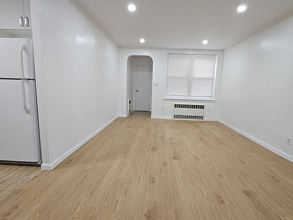 3rd image of 2357 E 27th St #1
