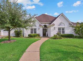 800 Pine Valley Dr, College Station, TX 77845
