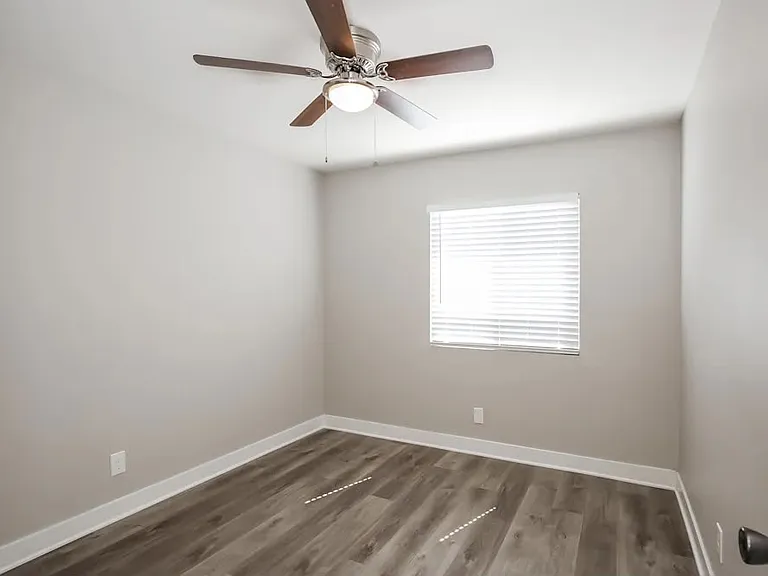 158 Silverthorne Trl #1 — Photo 4