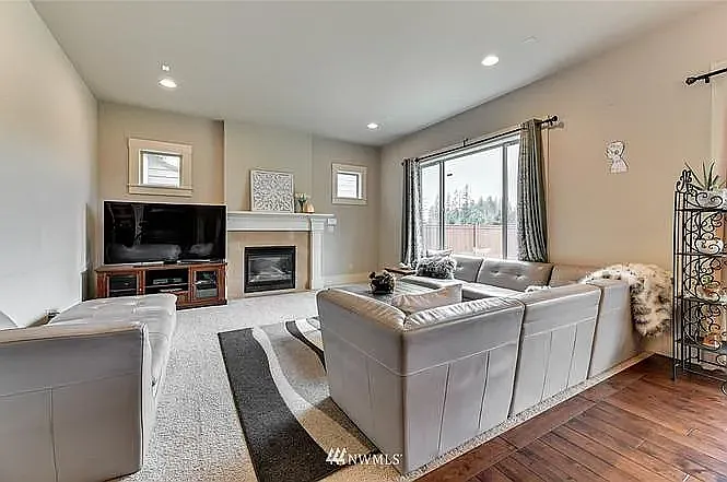 22798 SE 32nd St — Photo 12