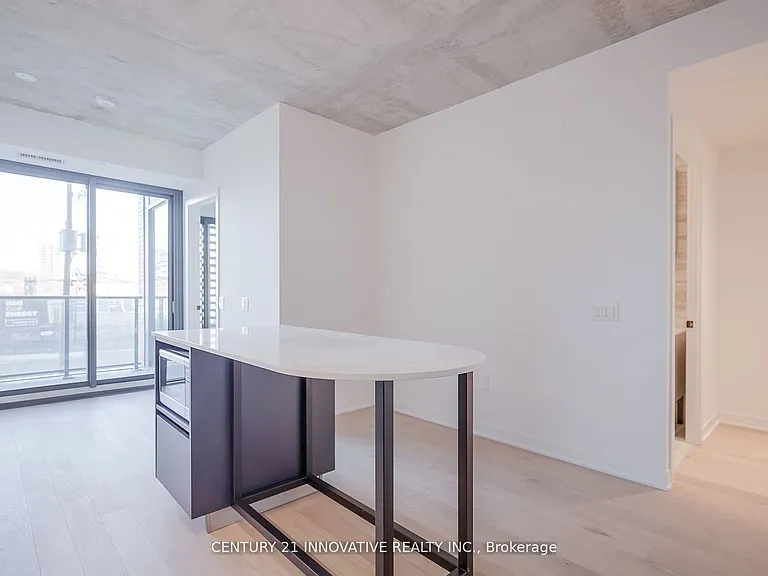 2625 Dundas St W #311 — Photo 15