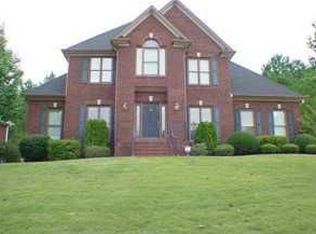 208 Broadmoor Cir, Alabaster, AL 35007