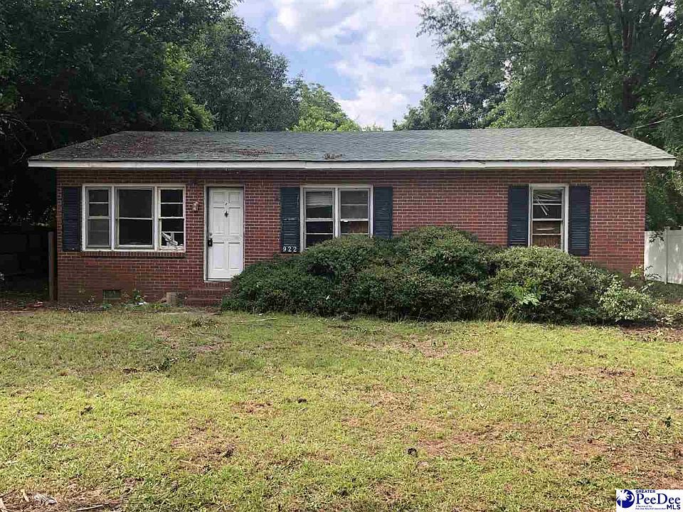 1st image of 922 Nandina St
