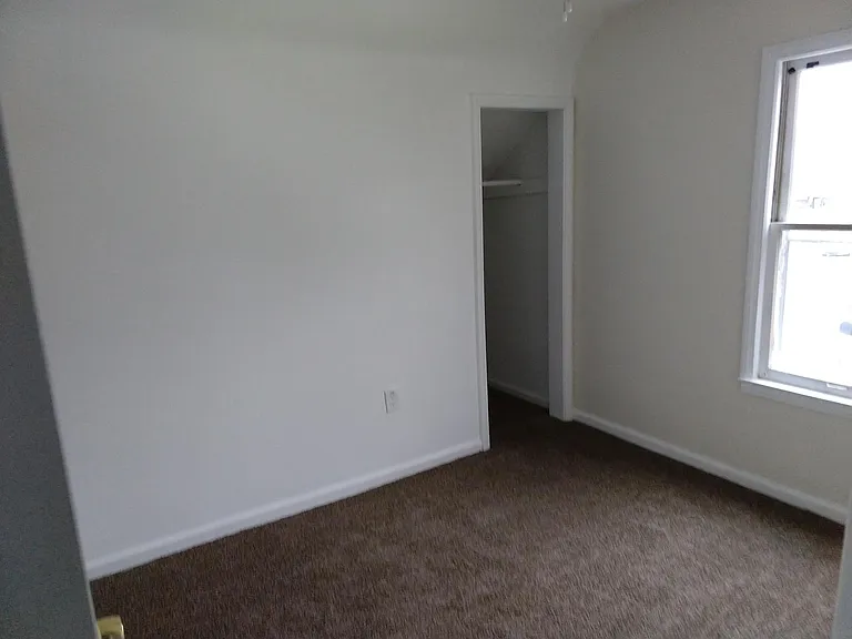 21004 Garden Ln — Photo 12