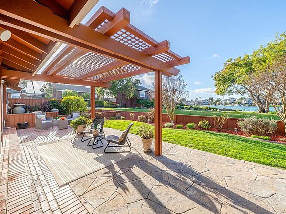 4th image of 950 Aruba Ln