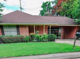 904 Dulles Dr, Lafayette, LA 70506