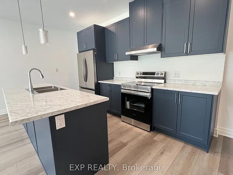 7532 Splendour Dr #MAIN — Photo 6