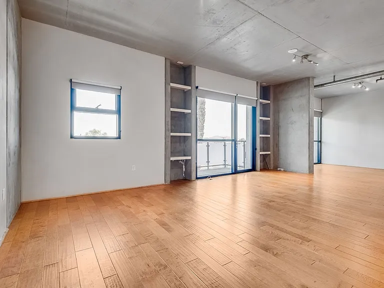 353 E Bonneville Ave #365 — Photo 3