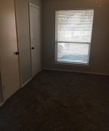3rd image of 1109 Bellmont Ct