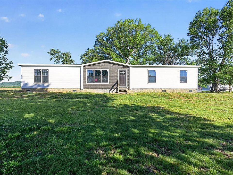 1st image of 886 E Calvary Rd