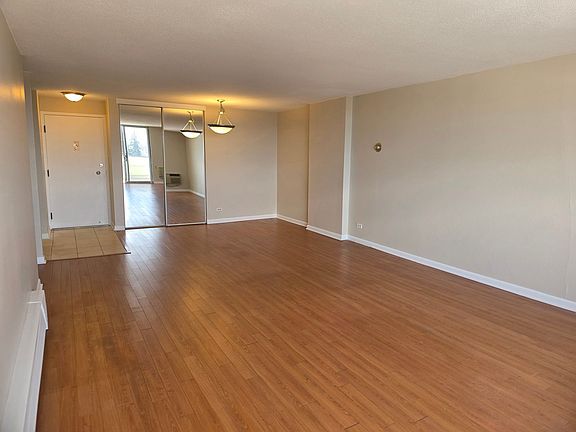 5th image of 1029 E 8th Ave APT 604