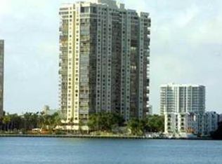 2333 Brickell Ave APT 302, Miami, FL 33129