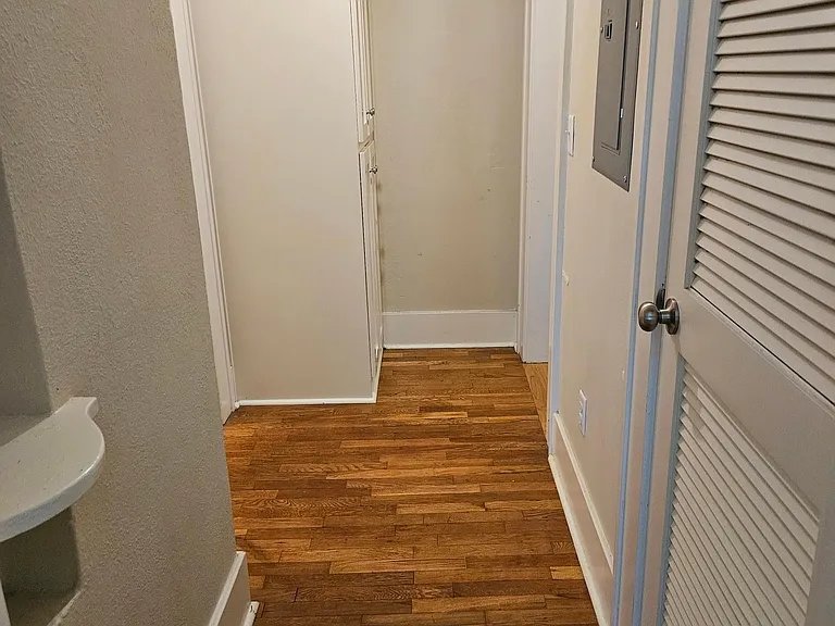 523 Orange St — Photo 5